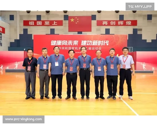 中国老年桥牌队巴黎卫冕之战精彩开赛 力争再创辉煌 中国老年桥牌队巴黎卫冕之战精彩开赛 力争再创辉煌
